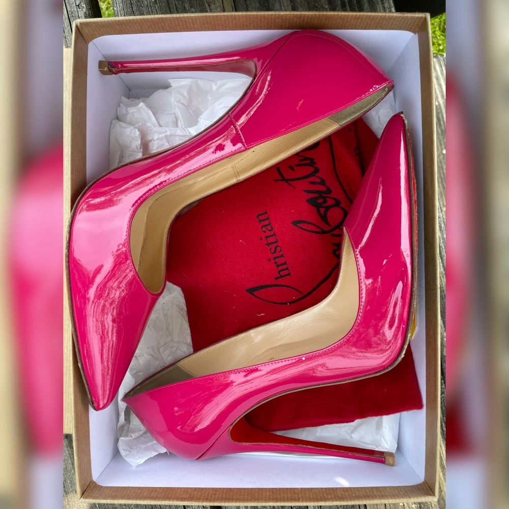 Christian Louboutin Hot Pink So Kate 120